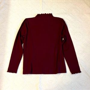 LOFT Long Sleeve ribbed lettuce shirt
